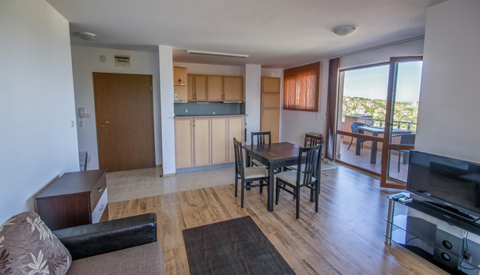 BYALA_HOME_APARTMENT_BYALA_BULGARIA_AIR_TOUR_TRAVEL  